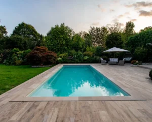 Why You Should Choose Professional Pool Designers & Installers for Your Backyard