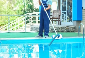 What to Look for When Hiring Reliable Swimming Pool Repair Contractors
